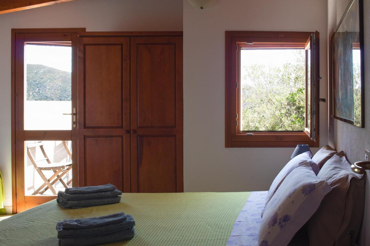 Sa Guardia De Ferricci Bed & Breakfast Solanas  Exterior photo